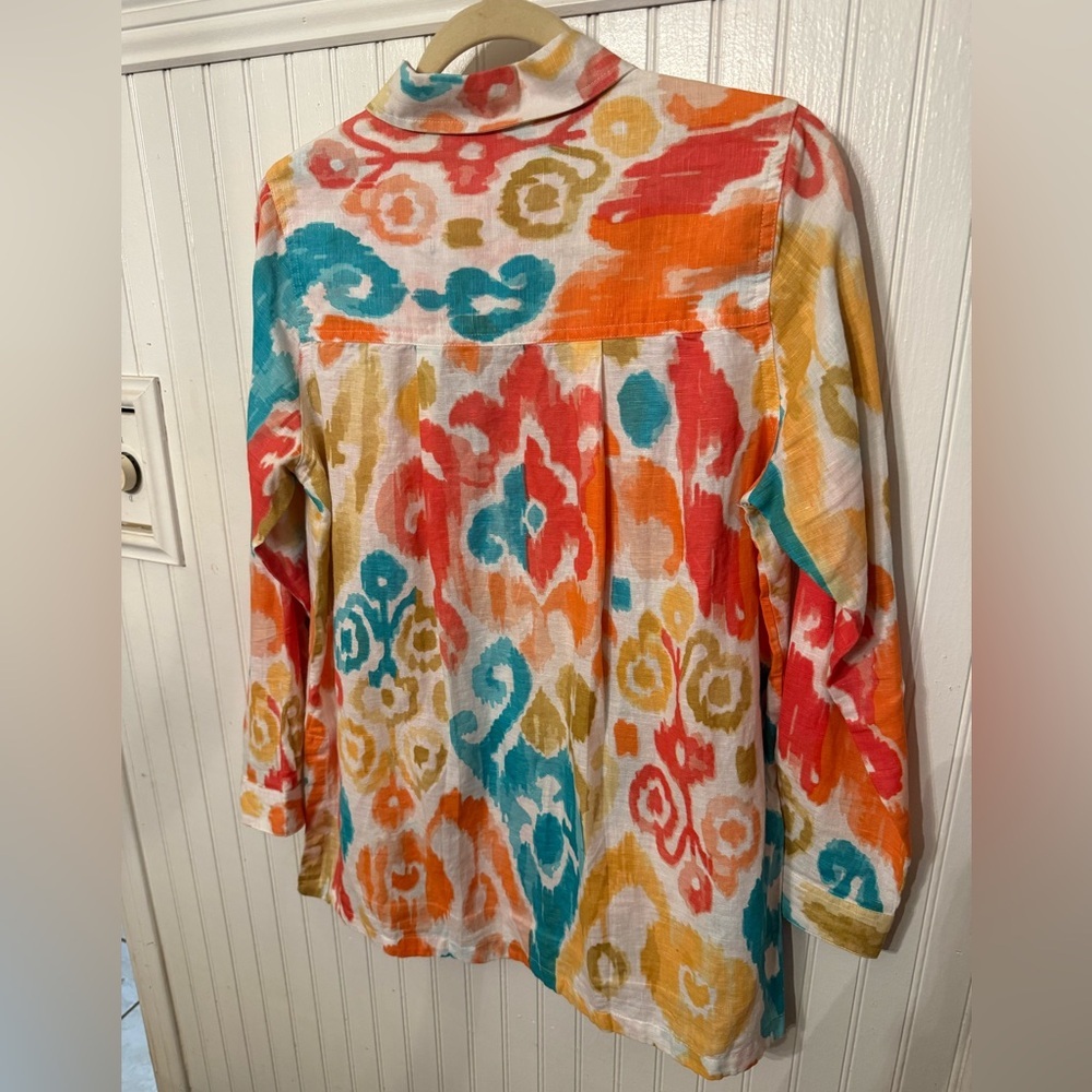 Tizzie Linen Blend Small Button Up Blouse - Picture 3 of 3